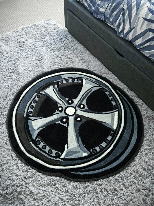 Hand Tufted Wheel Rug - VSKF