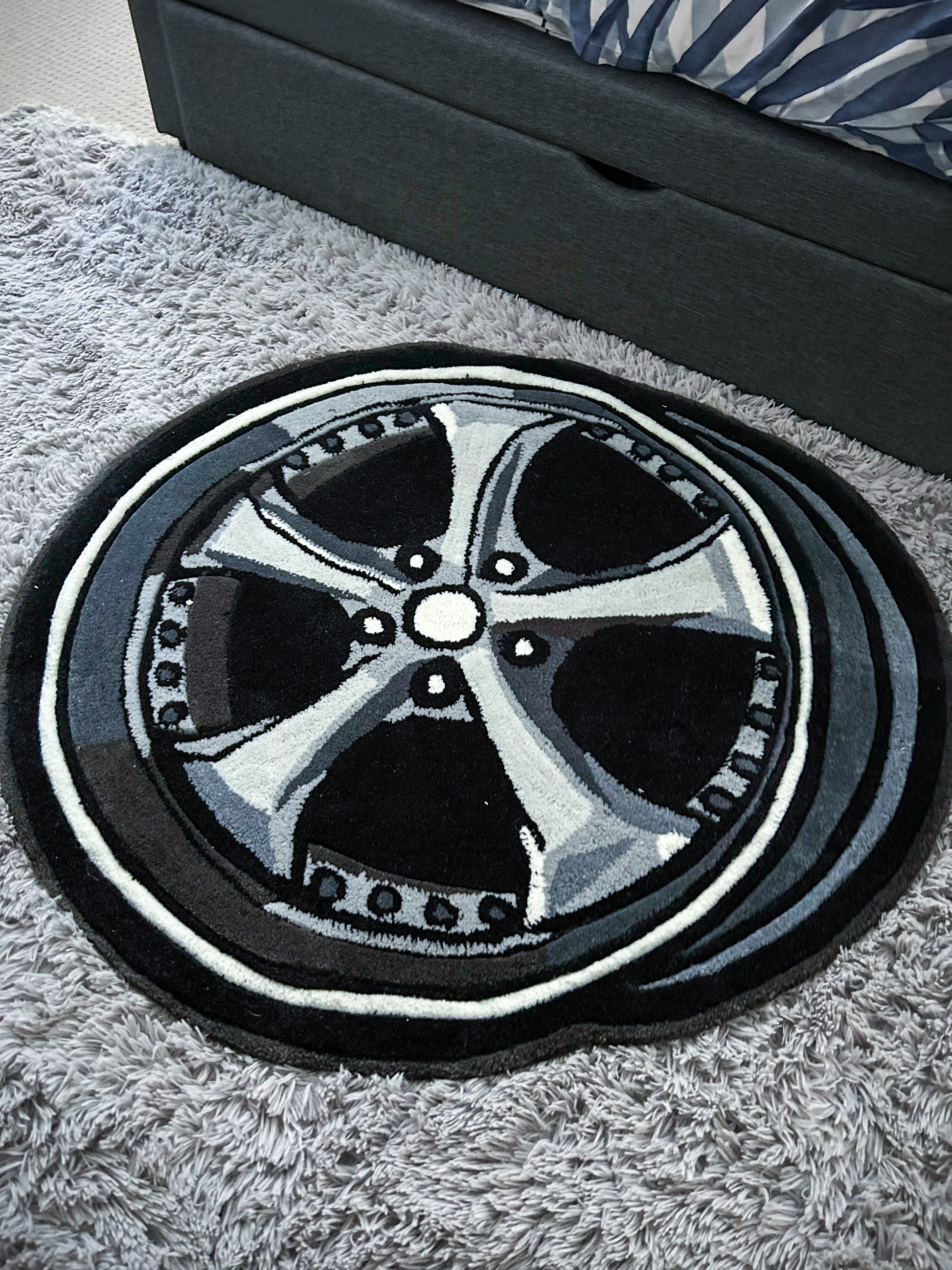 Hand Tufted Wheel Rug - VSKF – Sakura Creative