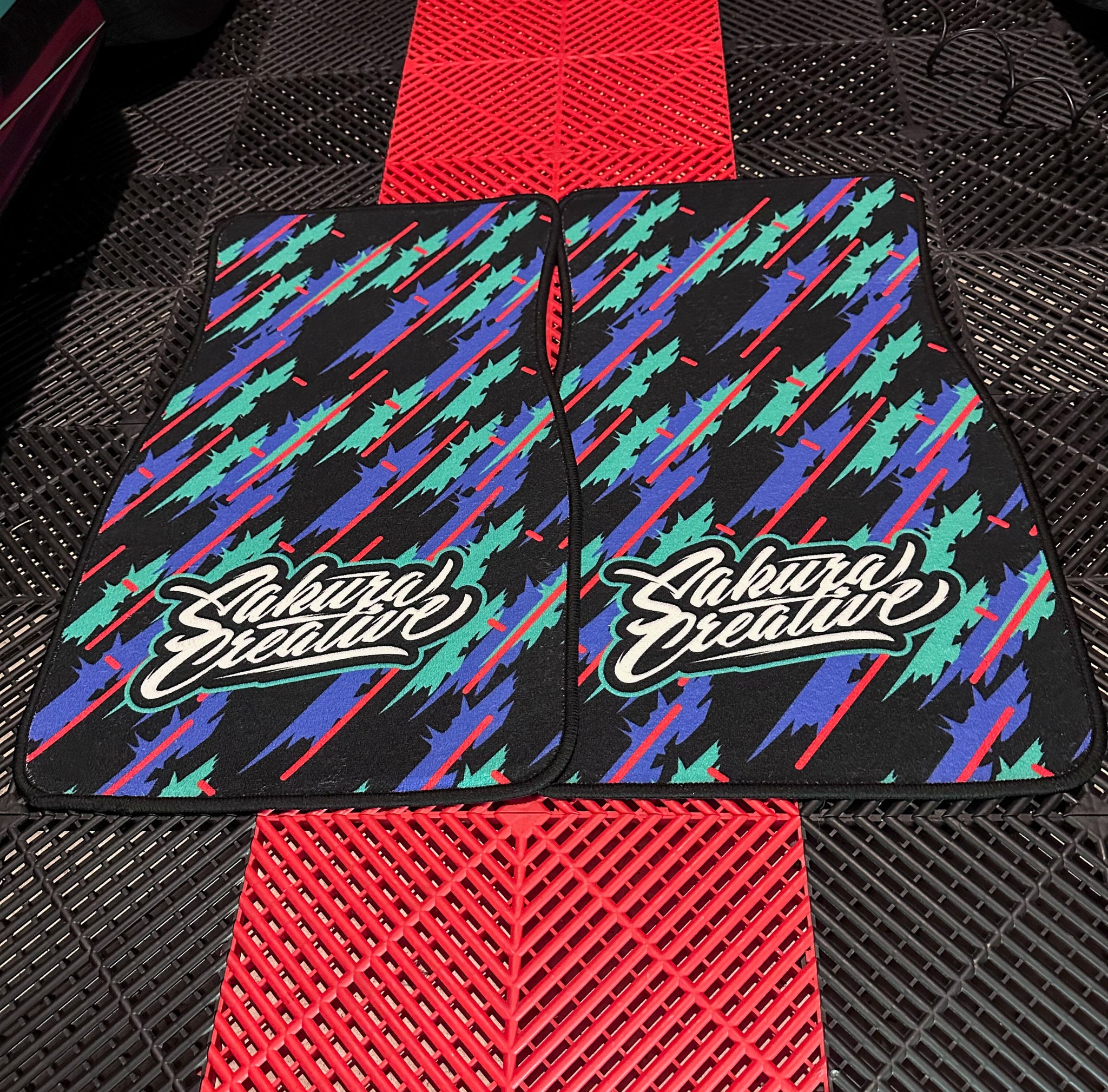 HKS Floor Mat Set